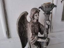 Lade das Bild in den Galerie-Viewer, Kerzenständer Engel Clayre&amp;Eef
