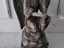 Lade das Bild in den Galerie-Viewer, Kerzenständer Engel Clayre&amp;Eef
