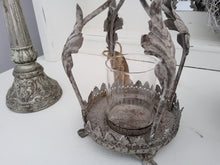 Lade das Bild in den Galerie-Viewer, Kronen Windlicht

