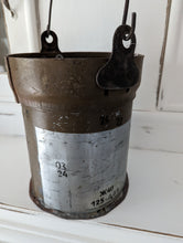 Lade das Bild in den Galerie-Viewer, Eimer Vintage Metall
